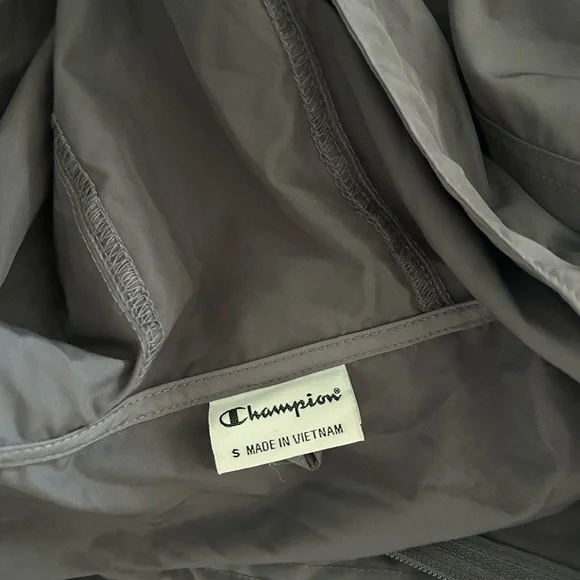 Champion waterproof windbreaker, SMC , size S - Picture 4 of 6